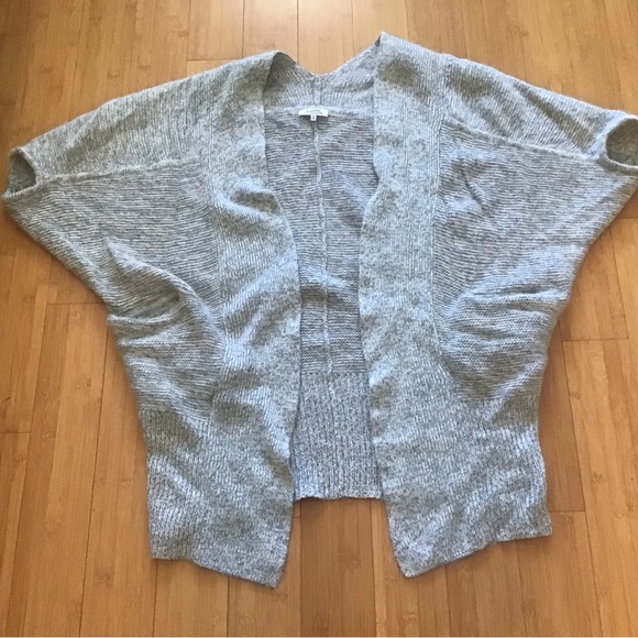 Aritzia Babaton Javier Cocoon Mohair Alpaca Blend Cardigan EUC Size S/M - Picture 15 of 16